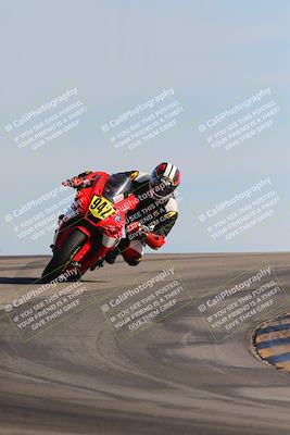 media/Dec-15-2023-Apex Assassins (Fri) [[91f19fb1c7]]/Trackday 1/Session 4 (Turn 12)/